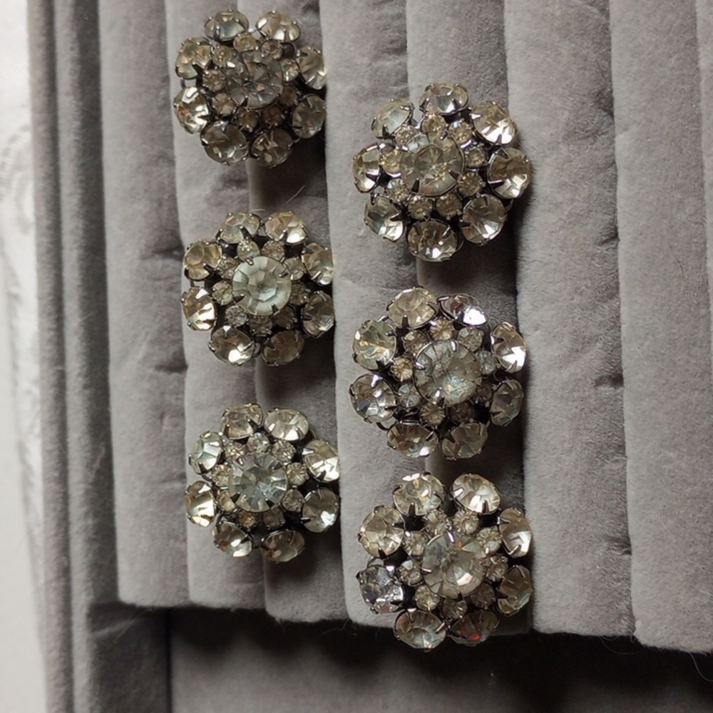 Vintage Clear Rhinestone 1in Round Buttons Set Of 6 Cluster Flower